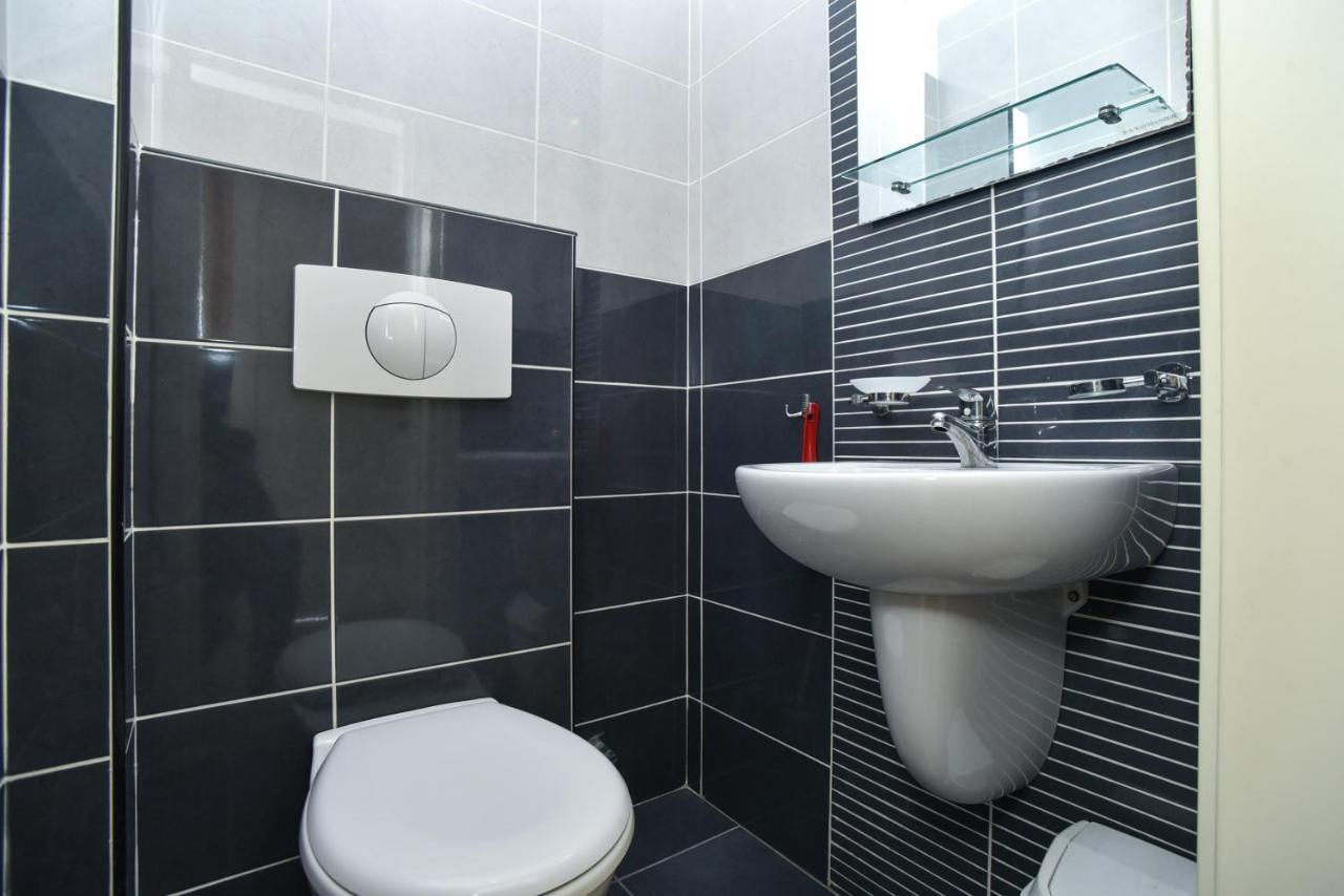 Lux M Apartment Budva